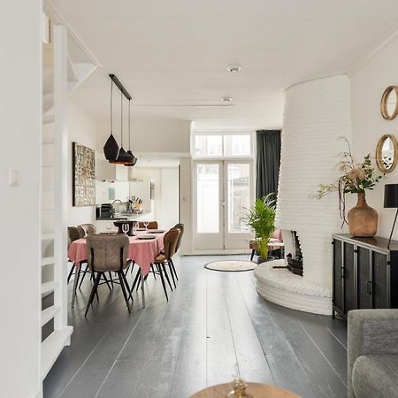 Large Family House Near Station, A'Dam And Bergen Apartment Alkmaar Bagian luar foto
