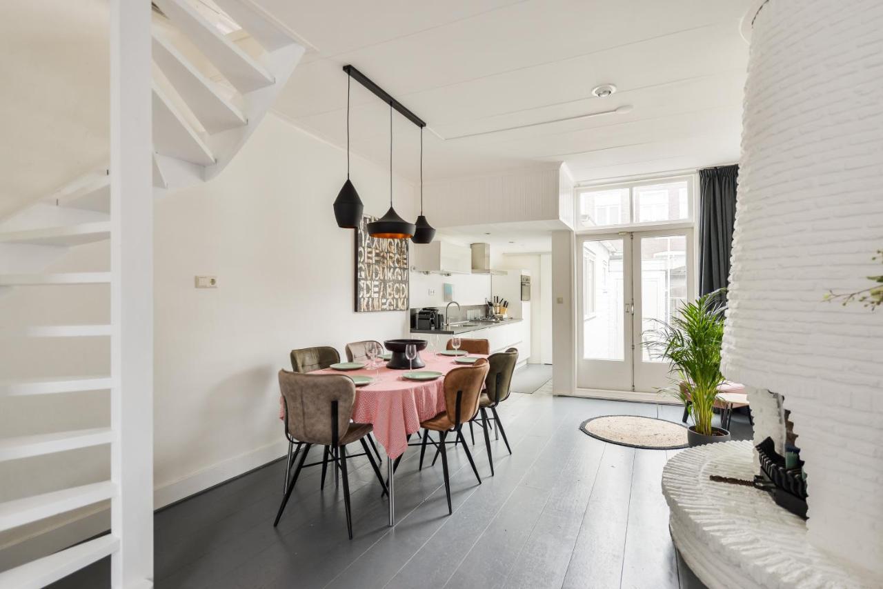 Large Family House Near Station, A'Dam And Bergen Apartment Alkmaar Bagian luar foto