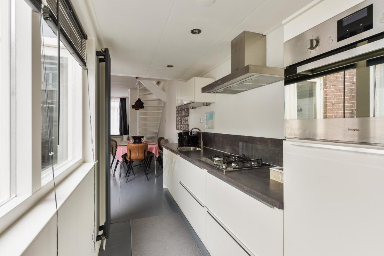 Large Family House Near Station, A'Dam And Bergen Apartment Alkmaar Bagian luar foto