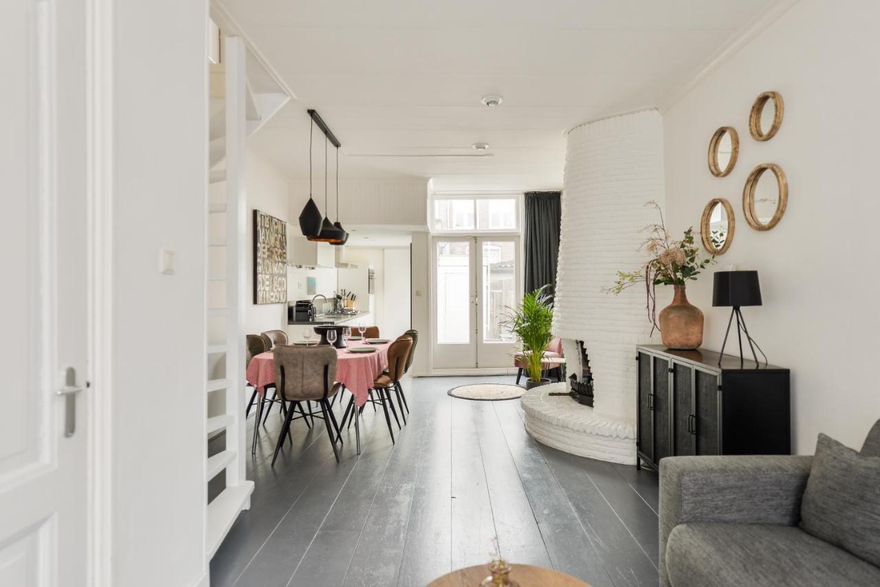 Large Family House Near Station, A'Dam And Bergen Apartment Alkmaar Bagian luar foto